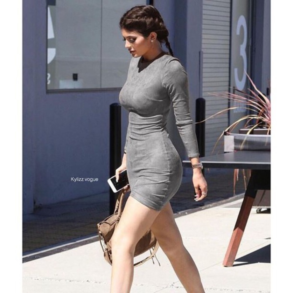 [KYLIE JENNER] Long Sleeve SUEDE Dress!